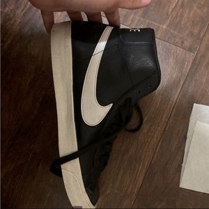nike blazers 9.5
